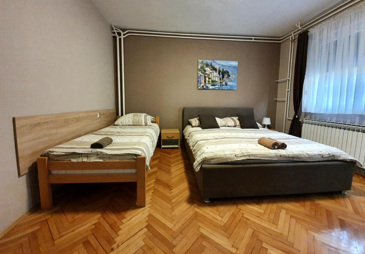 Gradiska Na Savi Apartmani I Sobe Luaran gambar