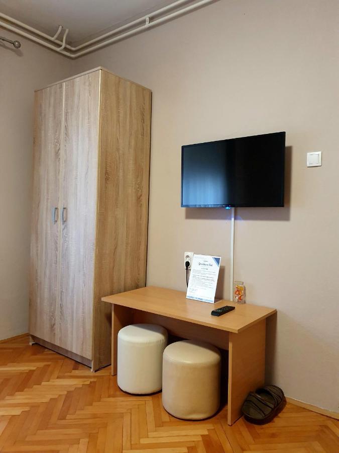Gradiska Na Savi Apartmani I Sobe Luaran gambar