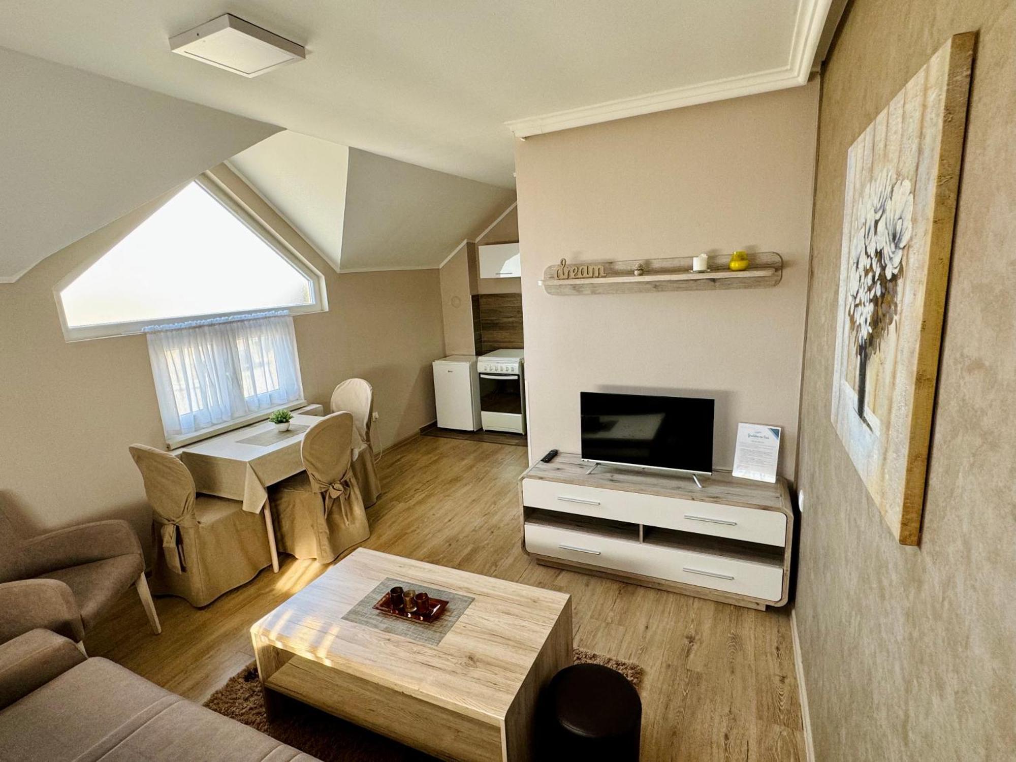 Gradiska Na Savi Apartmani I Sobe Luaran gambar