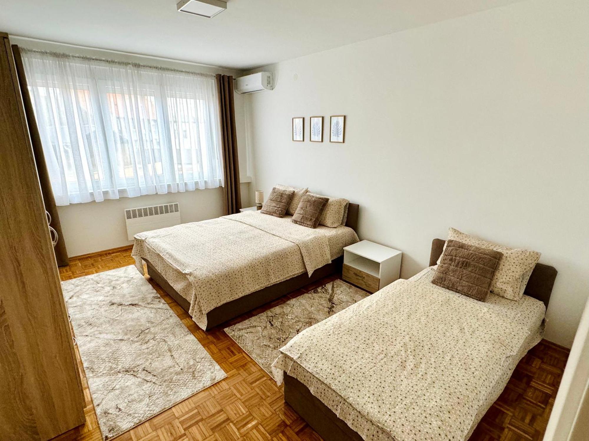 Gradiska Na Savi Apartmani I Sobe Luaran gambar