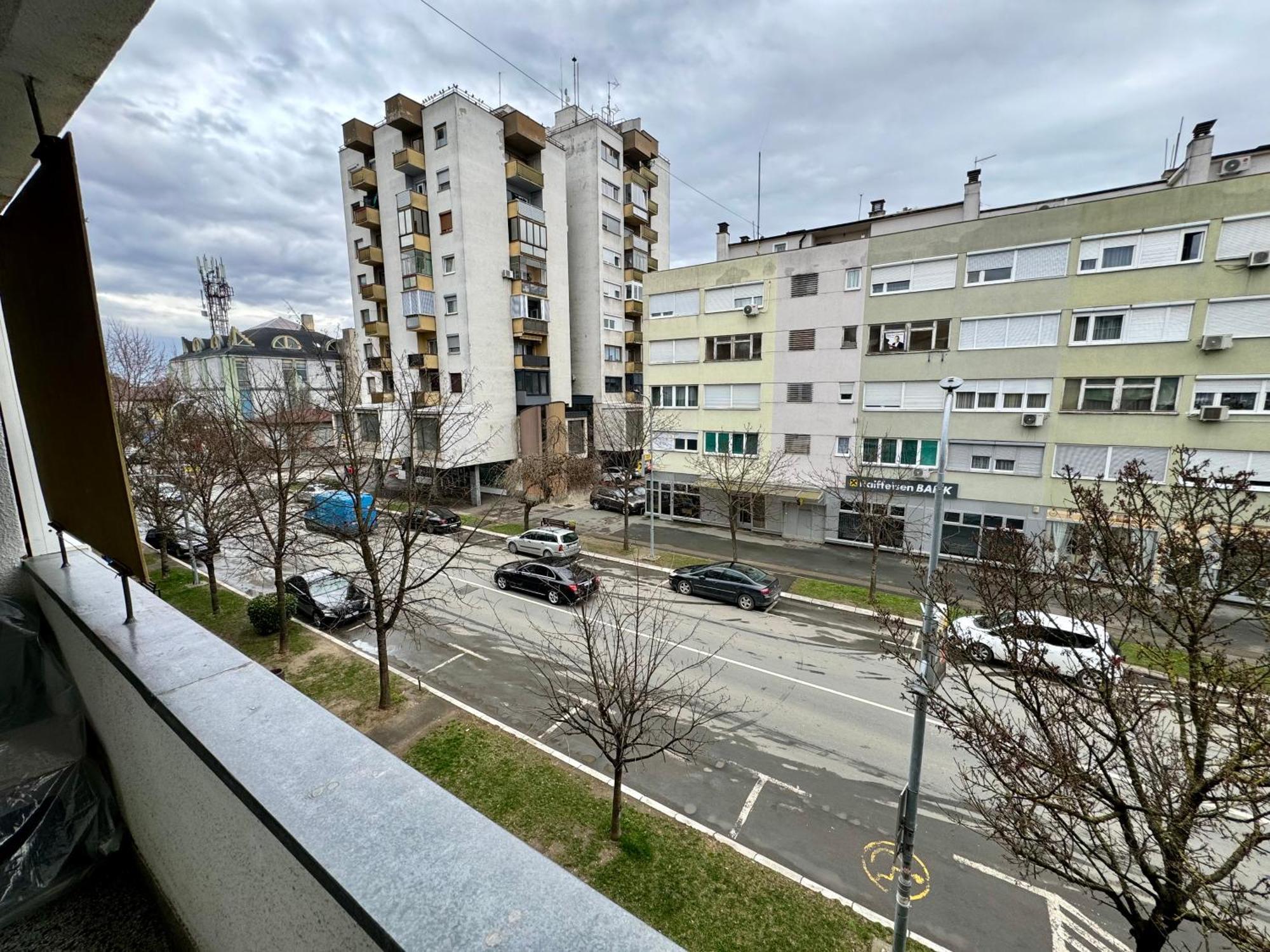 Gradiska Na Savi Apartmani I Sobe Luaran gambar