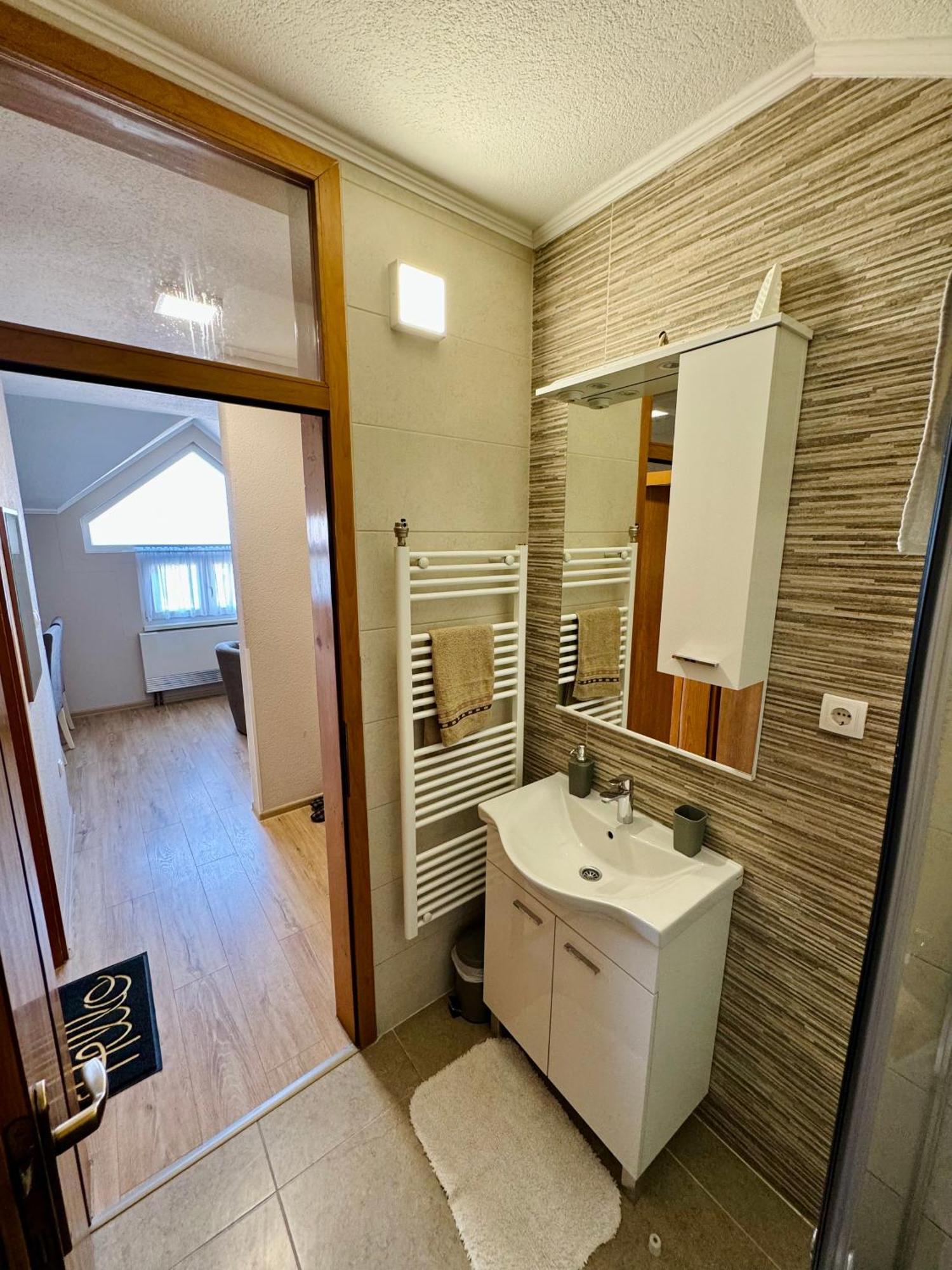 Gradiska Na Savi Apartmani I Sobe Luaran gambar