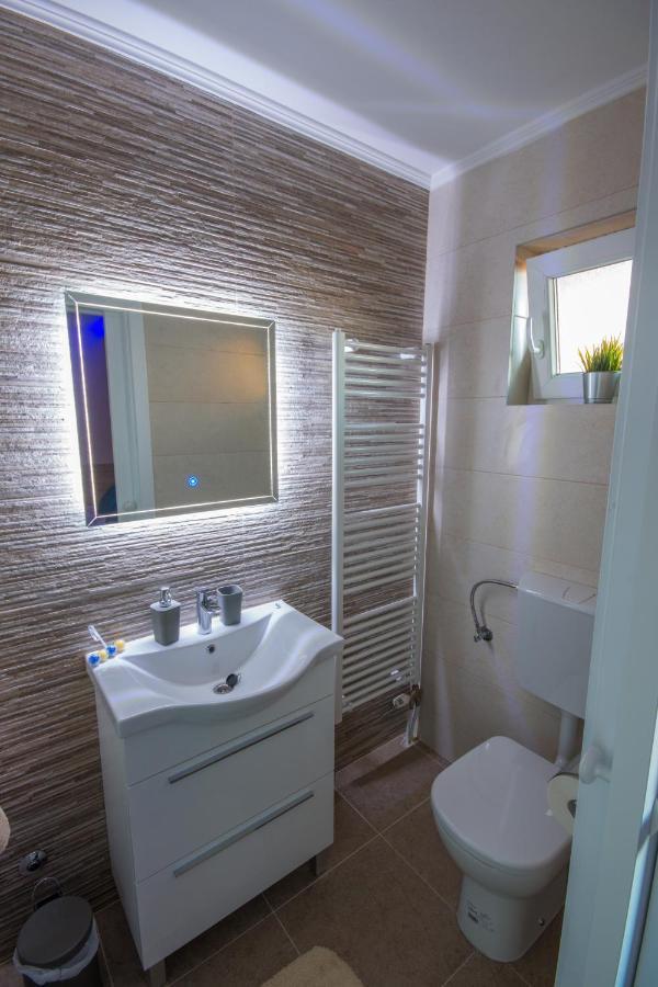 Gradiska Na Savi Apartmani I Sobe Luaran gambar