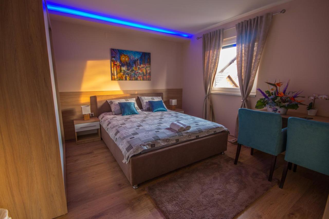 Gradiska Na Savi Apartmani I Sobe Luaran gambar