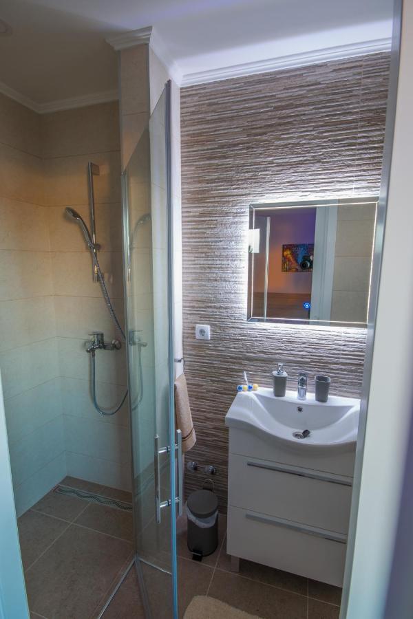 Gradiska Na Savi Apartmani I Sobe Luaran gambar